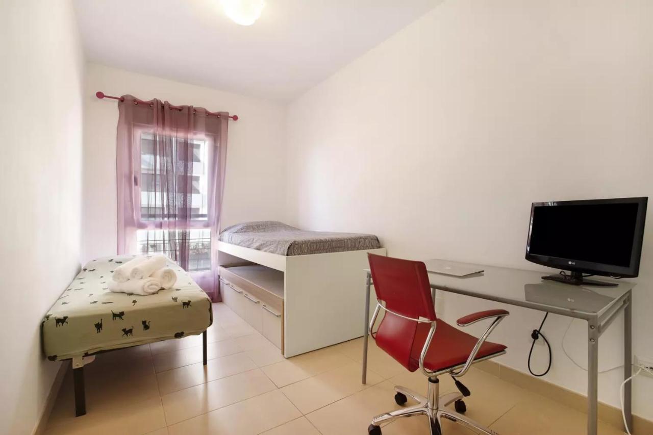 Malaga Campus Apartment Parking Included Εξωτερικό φωτογραφία